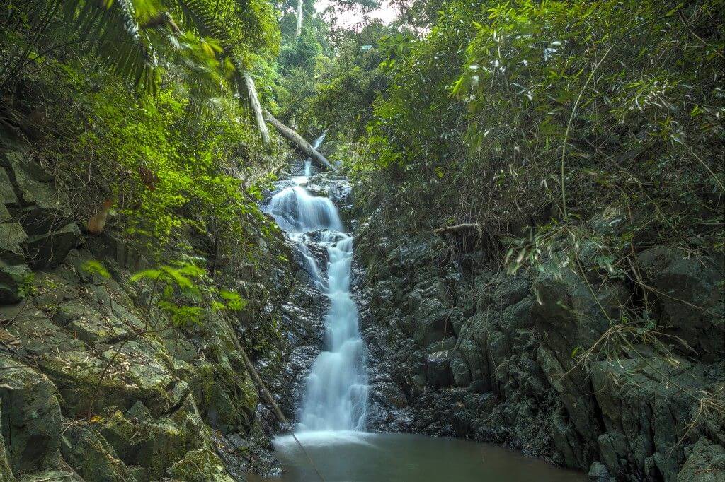 attraction-Kbal O Chra Waterfall 3.jpg